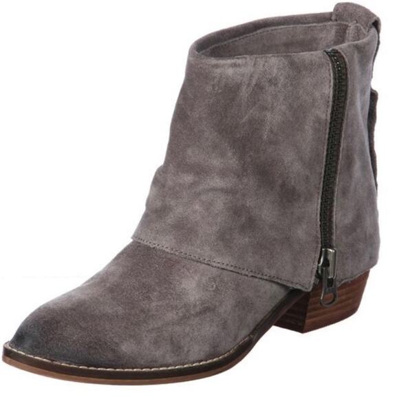 Zodiac Netalia Boot in Gray. - Picture 1 of 10